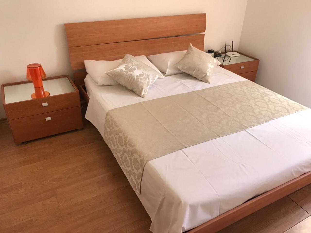 Apartments Josip โบล ภายนอก รูปภาพ
